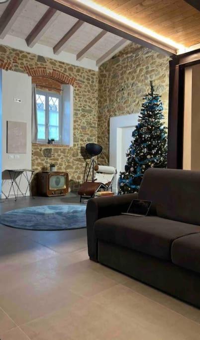 Apartamento Loft Officina Di Leonardo Nel Centro Di Vinci Exterior foto